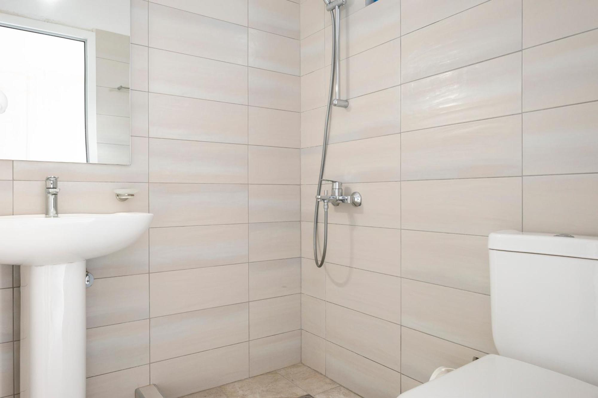 Blue Horizon Hotel Himare Quarto foto
